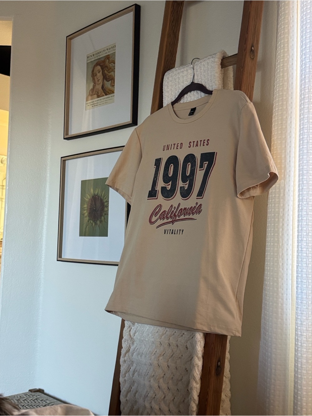 United States 1997 California Vitality Graphic Tee in Brown by manfinity